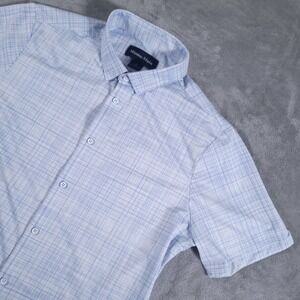 Mizzen+Main Shirt Mens Medium Blue Plaid Short Sleeve Button Down Classic Casual